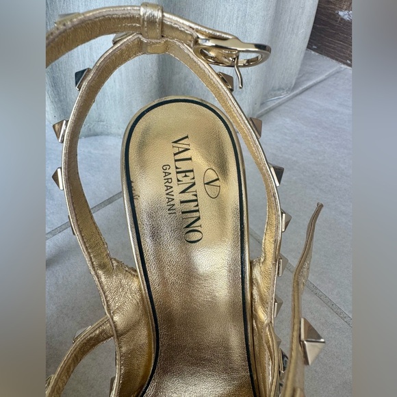 VALENTINO Leather T-Strap Pumps 37 1/2 Gold Special Edition - Picture 3 of 5